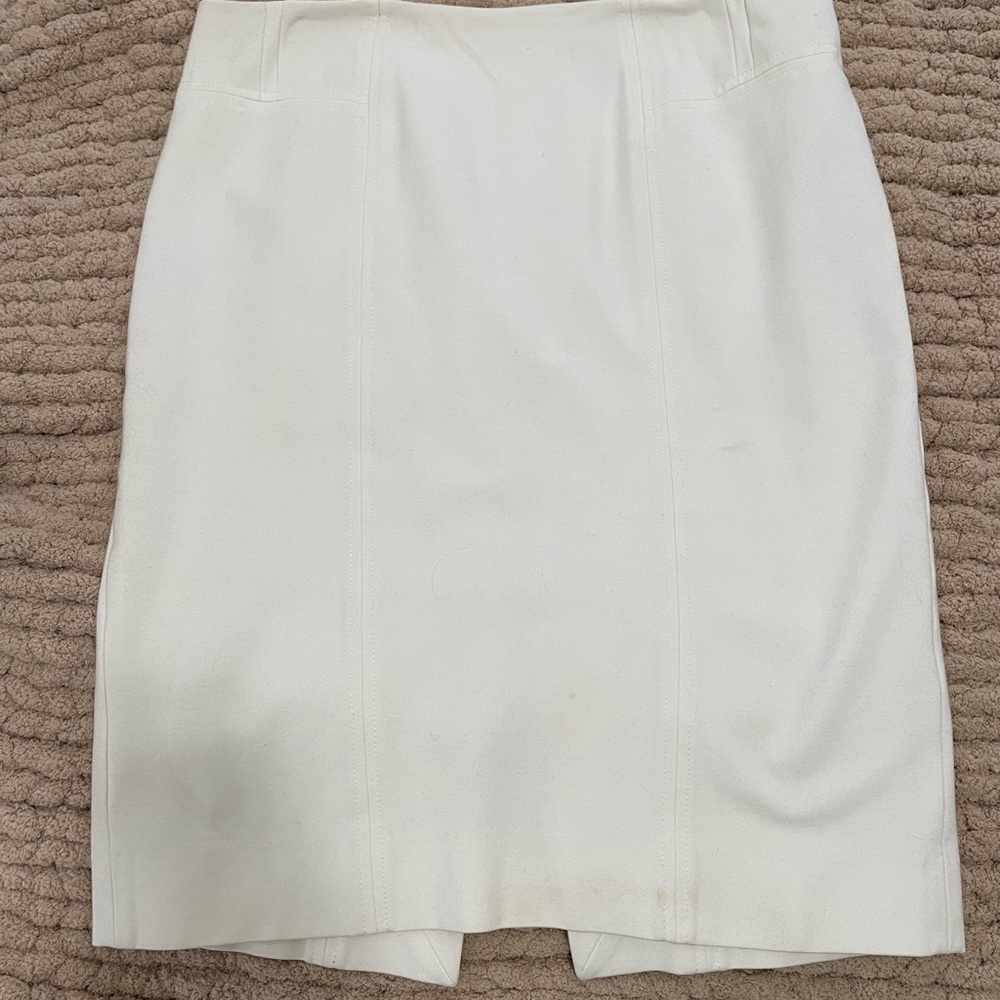 White House Black Market Cream Pencil Skirt with Pleats
